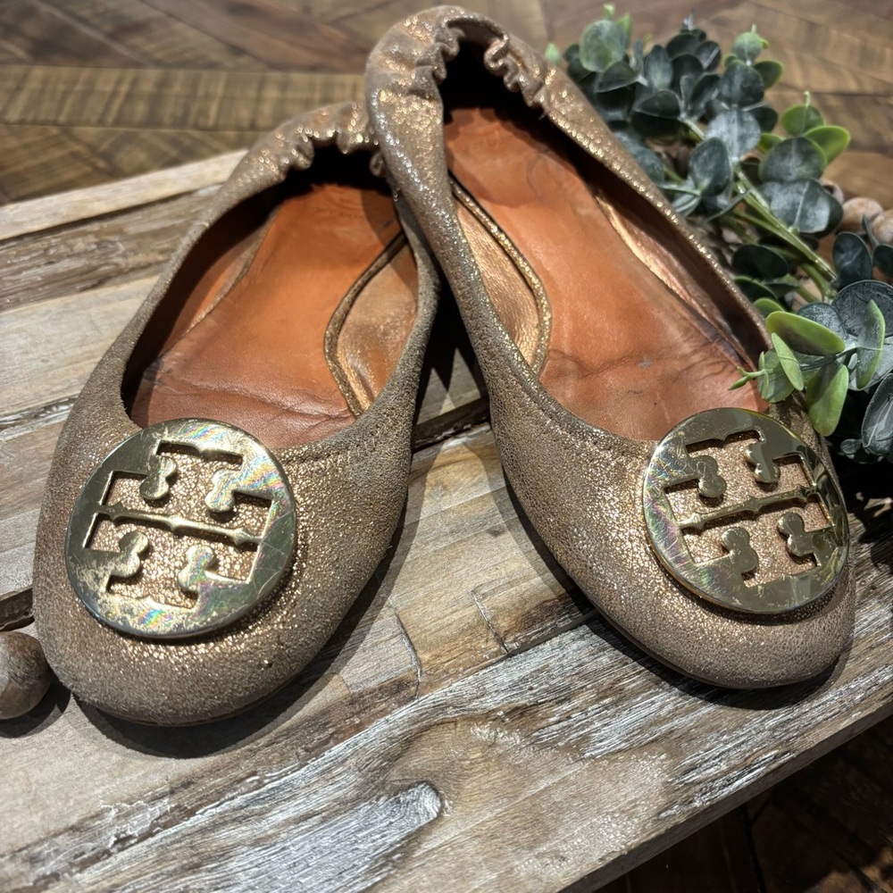 Tory Burch Metallic Leather Ballet Travel Flats Salmond/Rose Gold - Picture 3 of 7